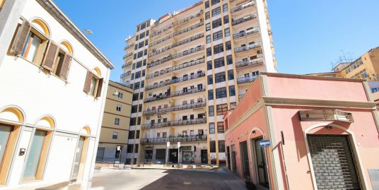 Cagliari – Via Einaudi – Ampio Appartamento di 95 Mq. con affaccio su via Sonnino